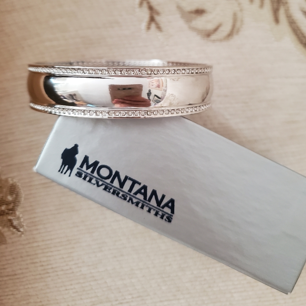 New Montana Silversmith's Domed and Crystal Silver Cuff Bracelet